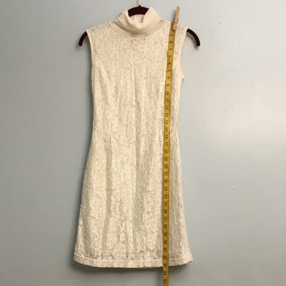 Bisou Bisou Cream Sheath Mini Dress Mock Neck Sleeveless